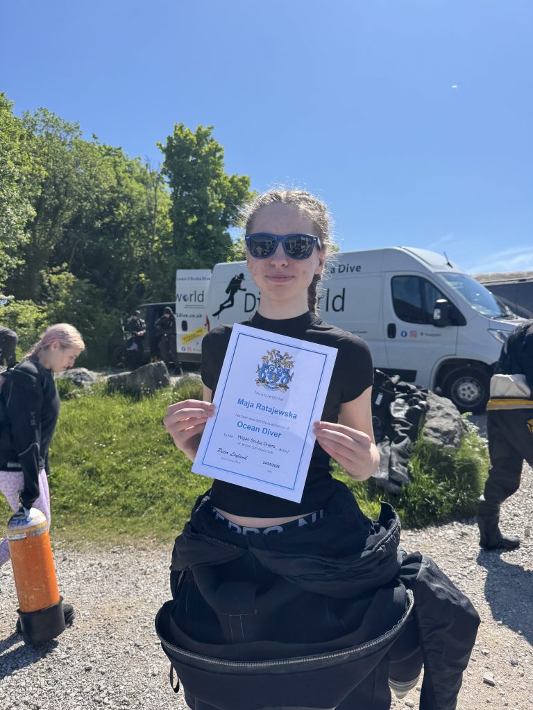 Wigan Scuba Divers Maja passes Ocean Diver